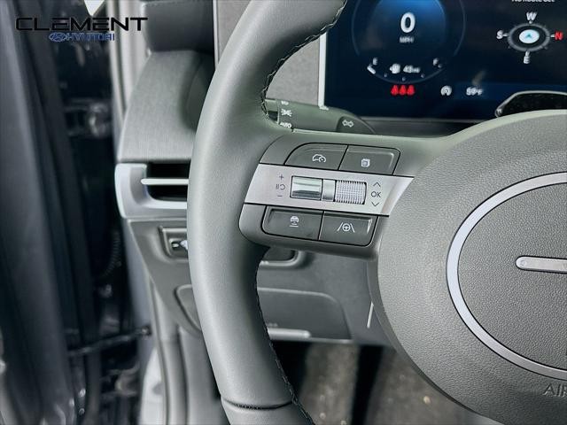 Hyundai Tucson Vehicle Full-screen Gallery Image 14