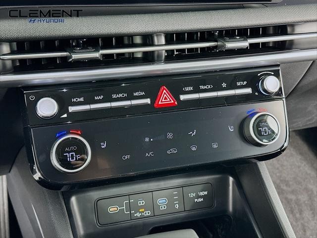 Hyundai Tucson Vehicle Full-screen Gallery Image 19