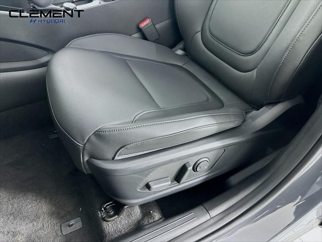Hyundai Tucson Vehicle Full-screen Gallery Image 25