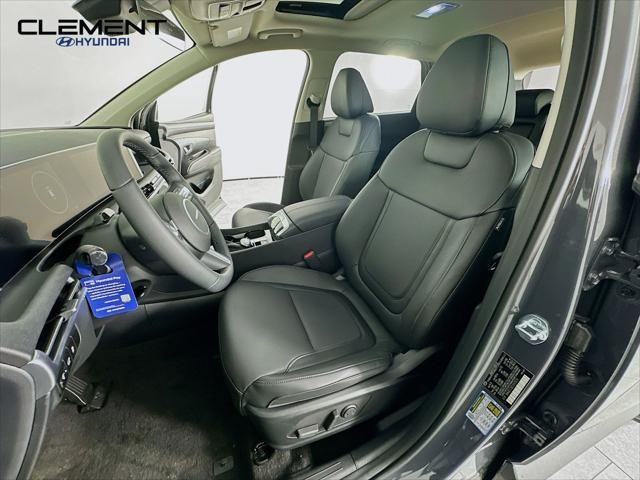 Hyundai Tucson Vehicle Full-screen Gallery Image 26