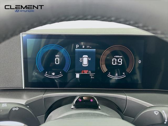 Hyundai Santa Fe Vehicle Full-screen Gallery Image 16