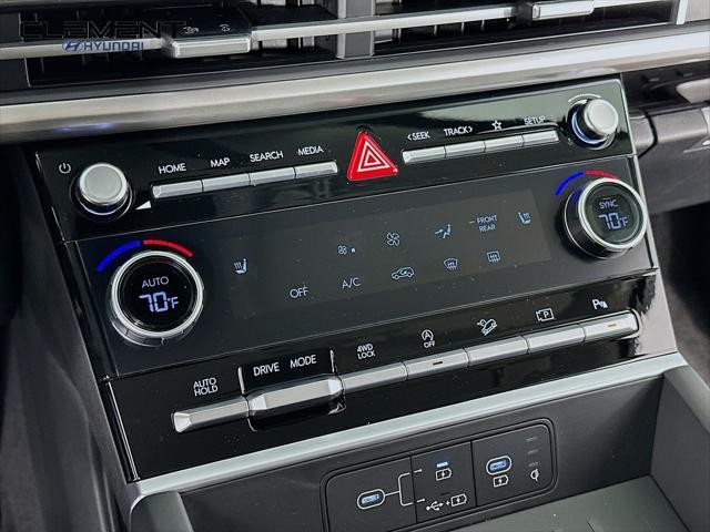 Hyundai Santa Fe Vehicle Full-screen Gallery Image 19