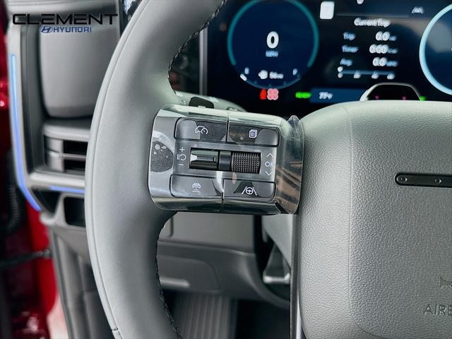 Hyundai Santa Fe Hybrid Vehicle Full-screen Gallery Image 14