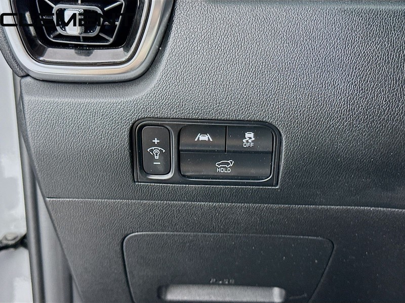 Kia Sorento Vehicle Full-screen Gallery Image 13