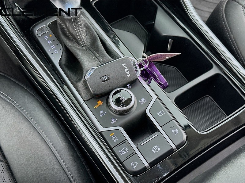 Kia Sorento Vehicle Full-screen Gallery Image 24