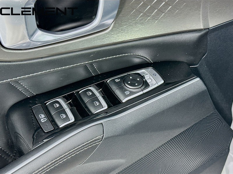 Kia Sorento Vehicle Full-screen Gallery Image 27