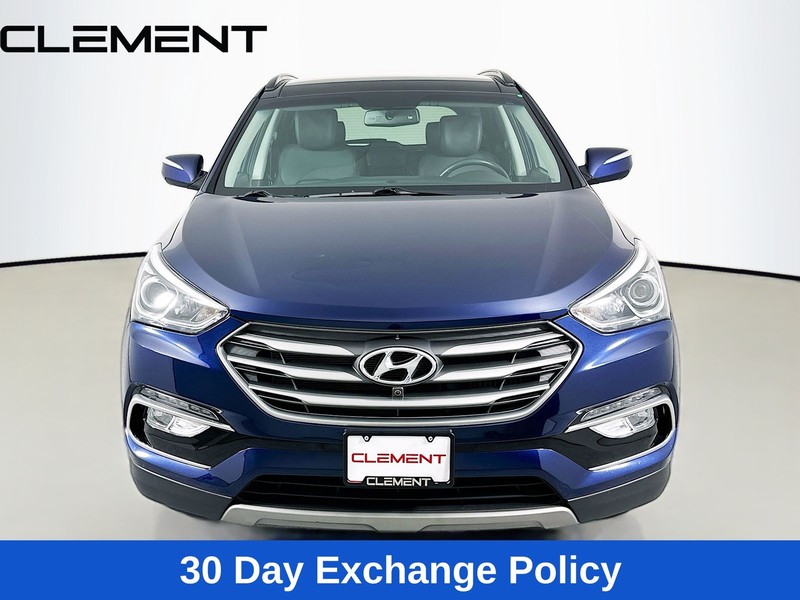 Hyundai Santa Fe Sport Vehicle Full-screen Gallery Image 3