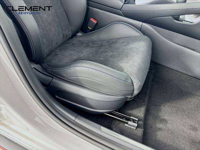 Hyundai Elantra N Vehicle Full-screen Gallery Image 29