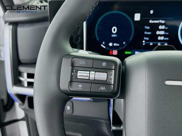 Hyundai Santa Fe Hybrid Vehicle Full-screen Gallery Image 14