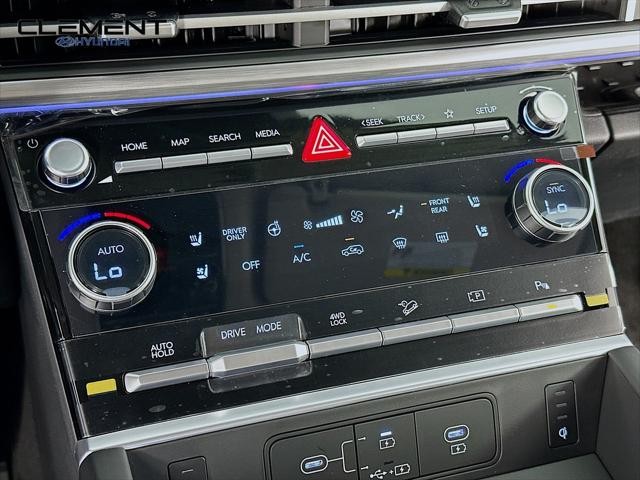 Hyundai Santa Fe Hybrid Vehicle Full-screen Gallery Image 19