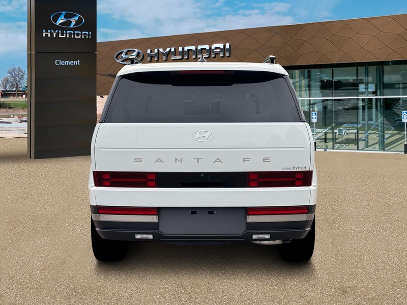 Hyundai Santa Fe Hybrid Vehicle Full-screen Gallery Image 6
