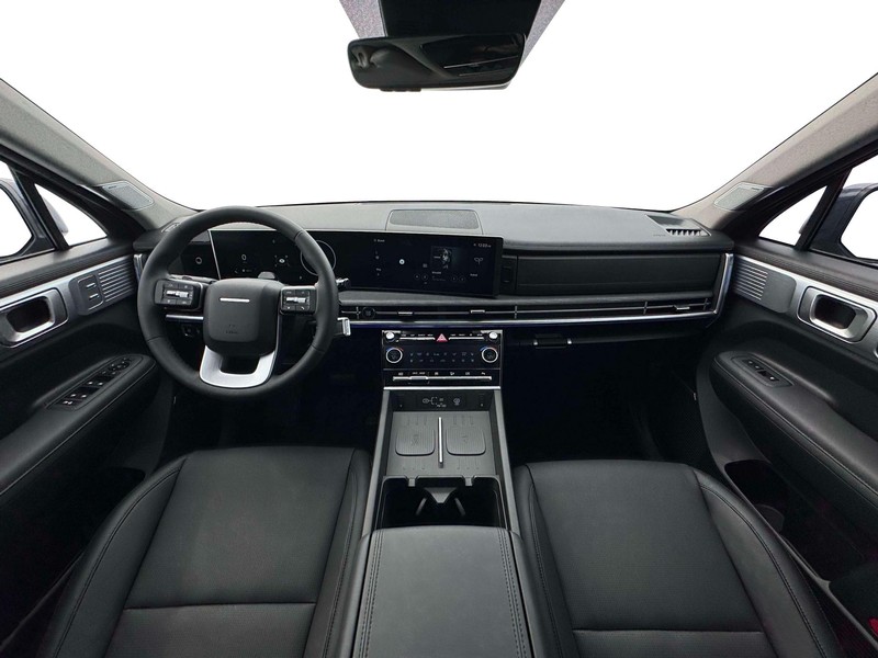 Hyundai Santa Fe Hybrid Vehicle Full-screen Gallery Image 13
