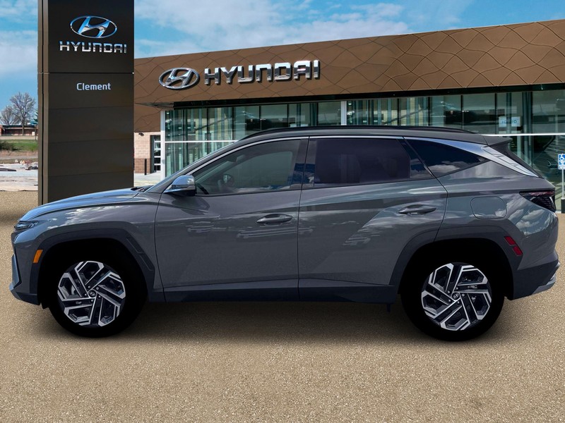 Hyundai Tucson Vehicle Full-screen Gallery Image 3