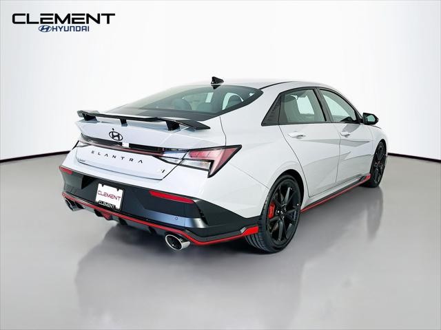 Hyundai Elantra N Vehicle Full-screen Gallery Image 6