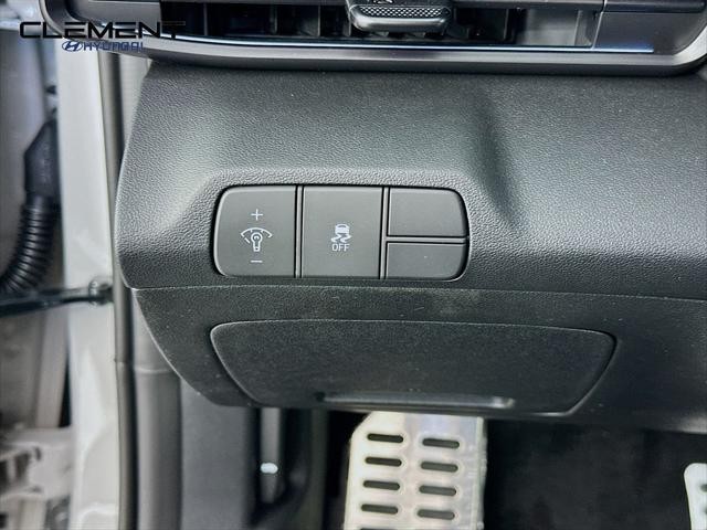 Hyundai Elantra N Vehicle Full-screen Gallery Image 12