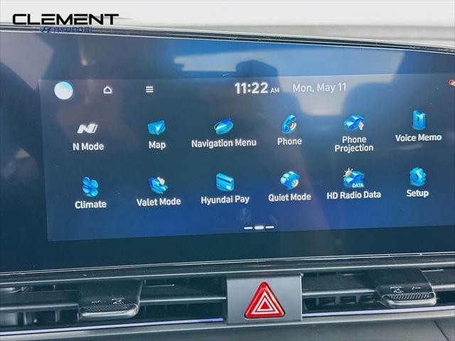 Hyundai Elantra N Vehicle Full-screen Gallery Image 17