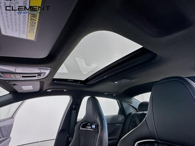 Hyundai Elantra N Vehicle Full-screen Gallery Image 22