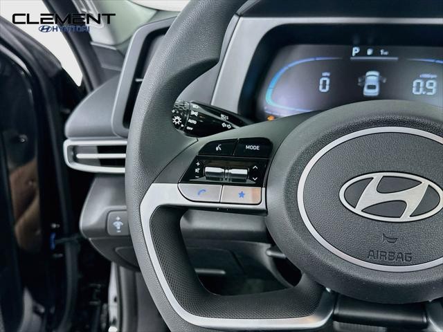 Hyundai Elantra Vehicle Full-screen Gallery Image 14