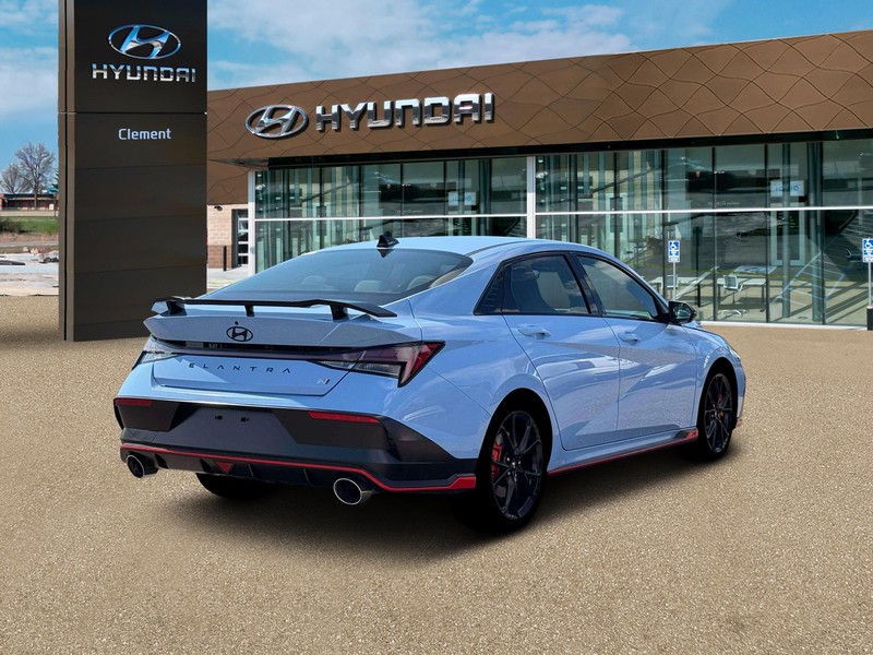 Hyundai Elantra N Vehicle Full-screen Gallery Image 7