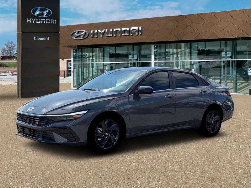 Hyundai Elantra Vehicle Image 02