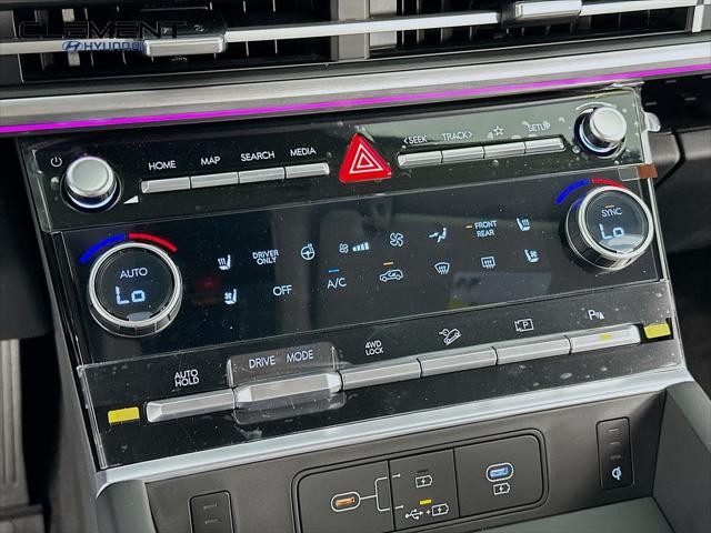 Hyundai Santa Fe Hybrid Vehicle Full-screen Gallery Image 19