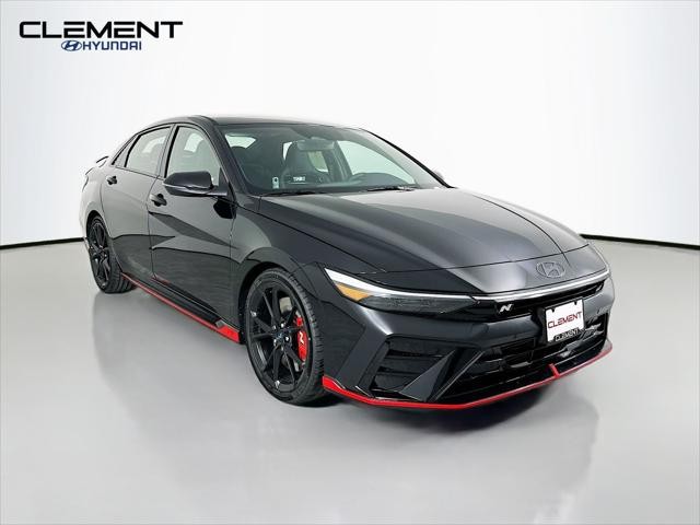 Hyundai Elantra N Vehicle Full-screen Gallery Image 3