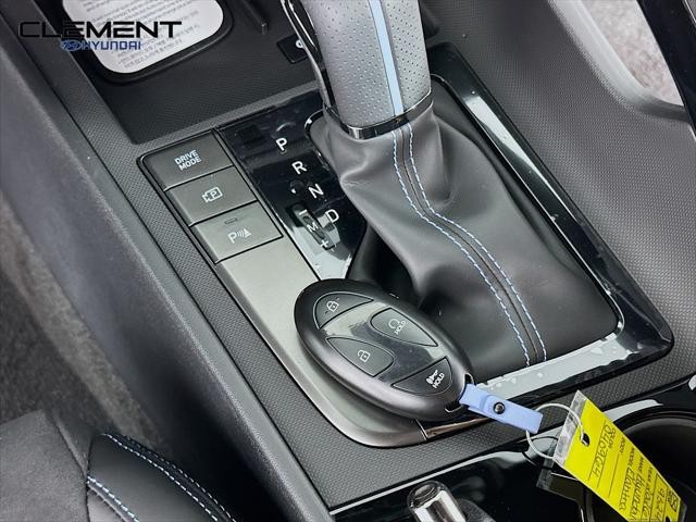Hyundai Elantra N Vehicle Full-screen Gallery Image 21