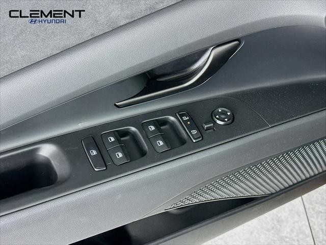 Hyundai Elantra N Vehicle Full-screen Gallery Image 24
