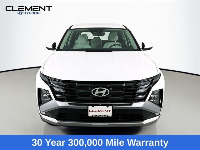 Hyundai Tucson Vehicle Full-screen Gallery Image 2