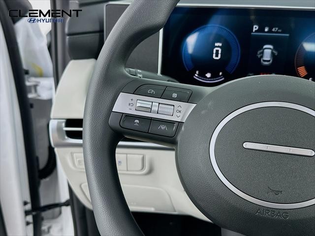Hyundai Tucson Vehicle Full-screen Gallery Image 14