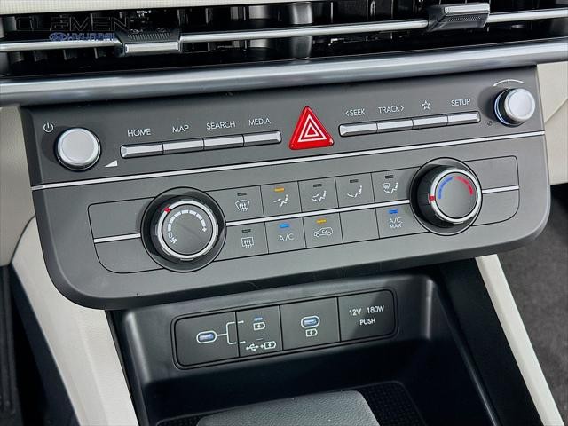 Hyundai Tucson Vehicle Full-screen Gallery Image 19