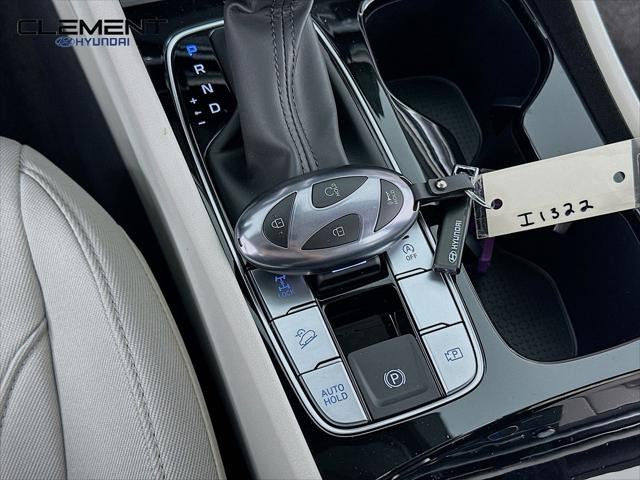 Hyundai Tucson Vehicle Full-screen Gallery Image 20