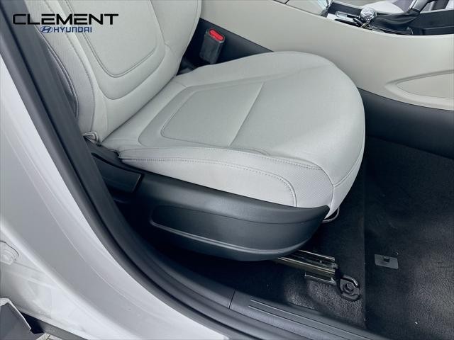 Hyundai Tucson Vehicle Full-screen Gallery Image 27