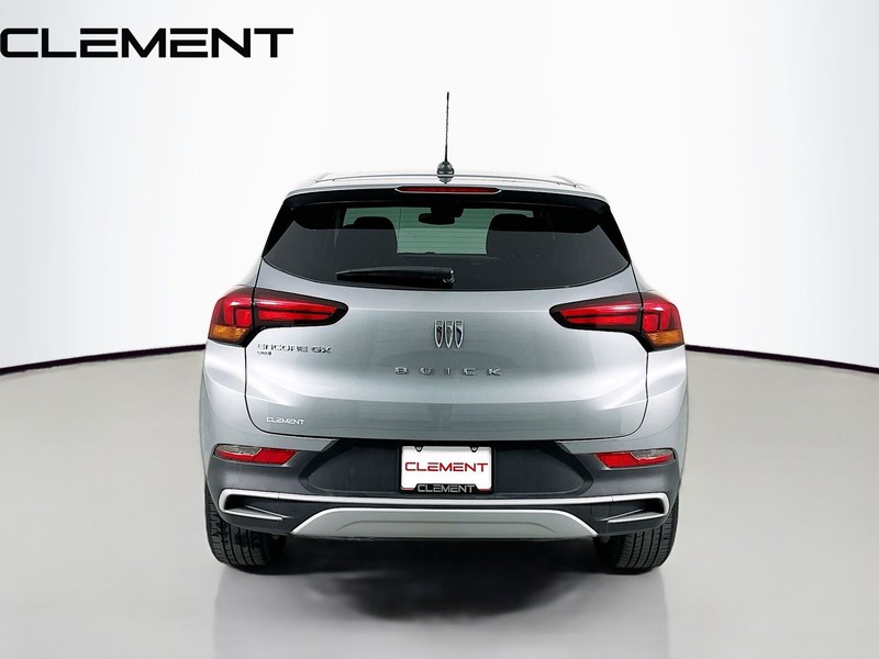 Buick Encore GX Vehicle Full-screen Gallery Image 08