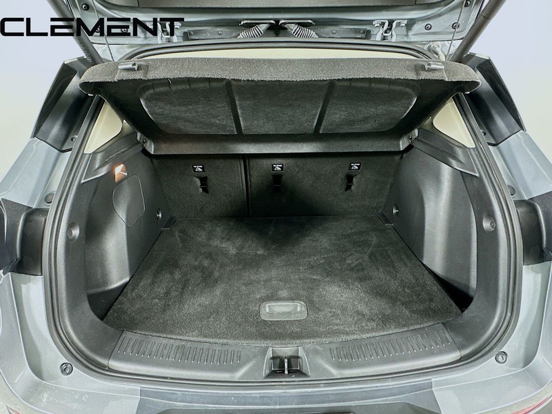 Buick Encore GX Vehicle Full-screen Gallery Image 11