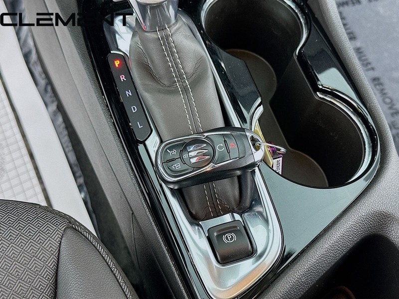 Buick Encore GX Vehicle Full-screen Gallery Image 23