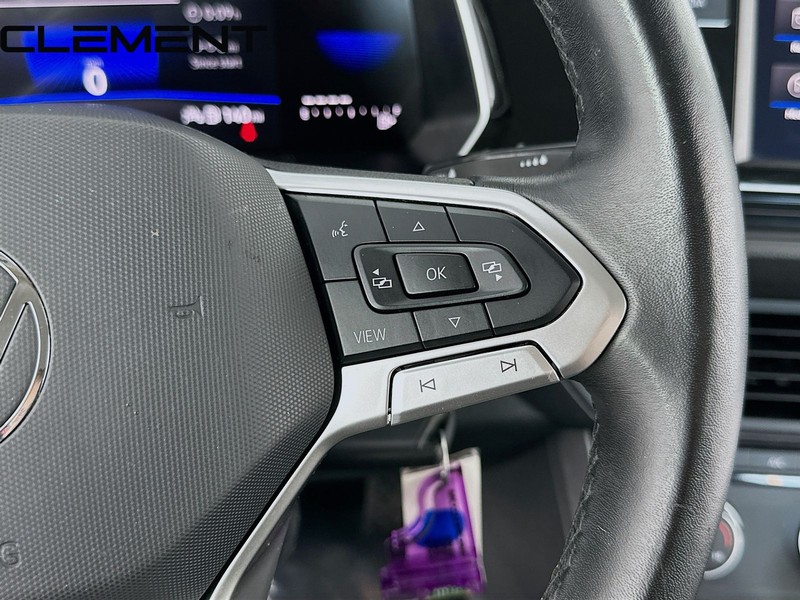 Volkswagen Jetta Vehicle Full-screen Gallery Image 17