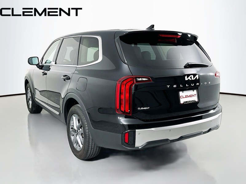 Kia Telluride Vehicle Full-screen Gallery Image 10