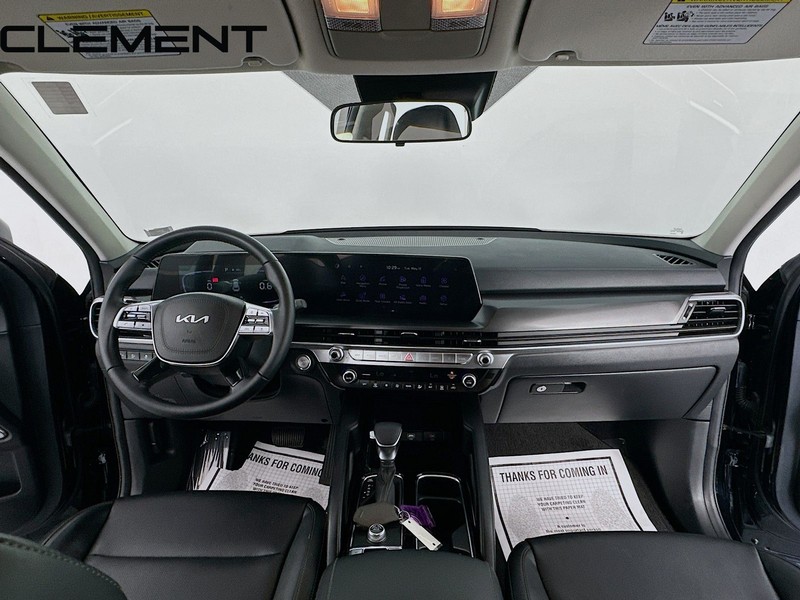 Kia Telluride Vehicle Full-screen Gallery Image 12