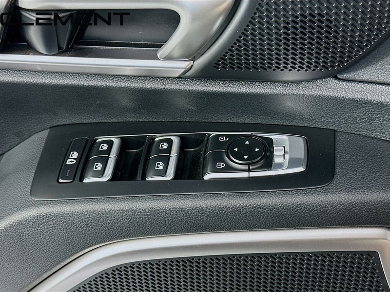 Kia Telluride Vehicle Full-screen Gallery Image 24