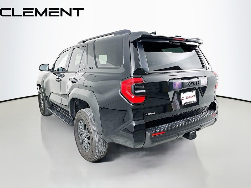 Toyota 4Runner Vehicle Image 10