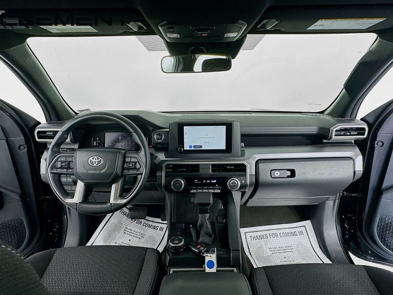 Toyota 4Runner Vehicle Image 12