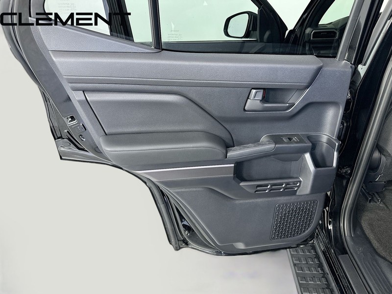 Toyota 4Runner Vehicle Image 29