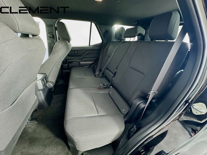 Toyota 4Runner Vehicle Image 30