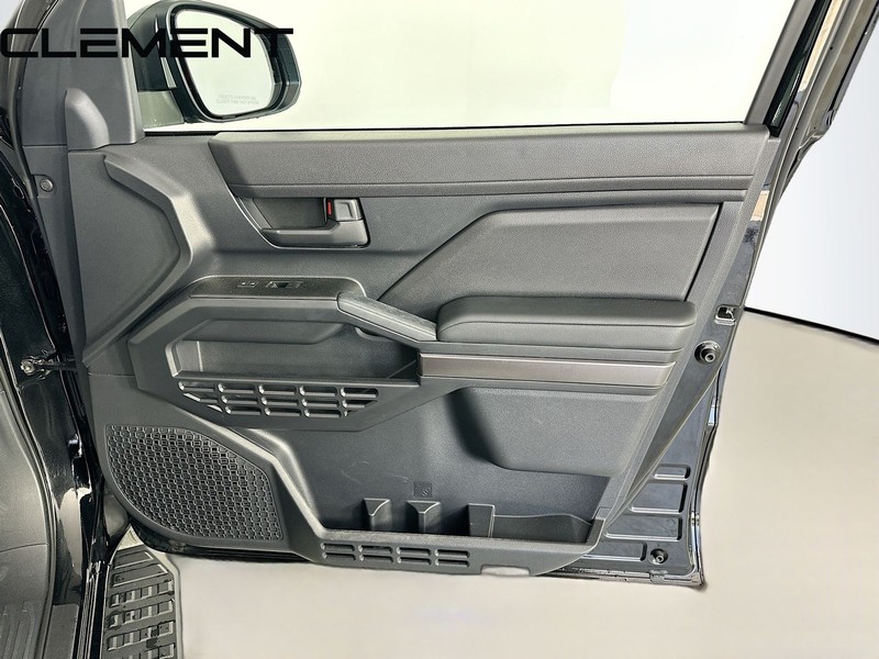 Toyota 4Runner Vehicle Image 34