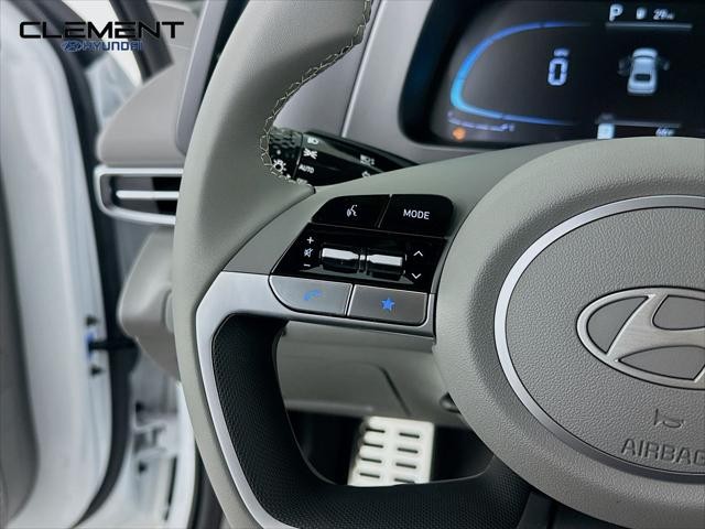 Hyundai Elantra Vehicle Full-screen Gallery Image 14