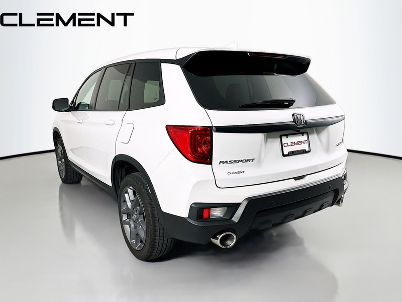 Honda Passport Vehicle Image 10