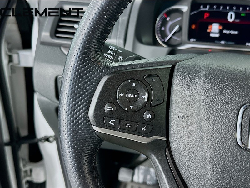 Honda Passport Vehicle Image 15