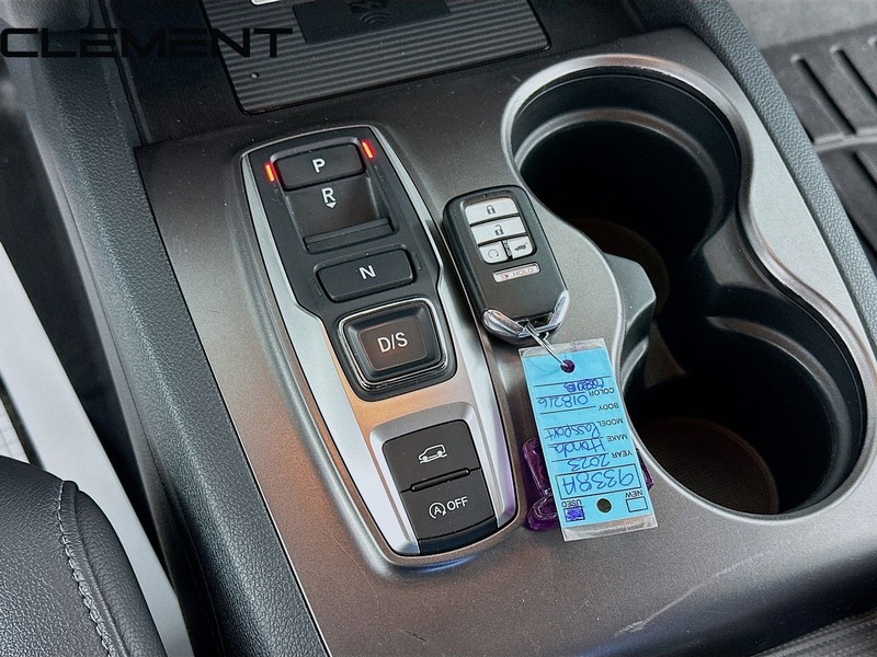 Honda Passport Vehicle Image 24