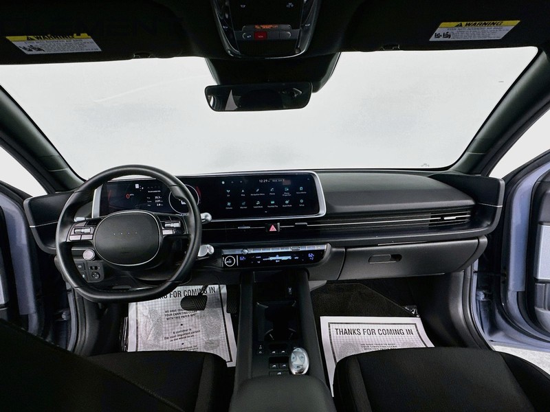 Hyundai IONIQ 6 Vehicle Full-screen Gallery Image 12